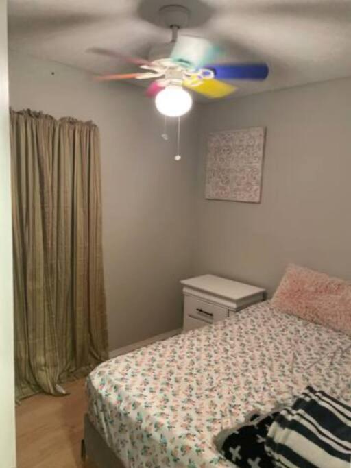Great Getaway 2 Story Home! Harlingen Tx Ngoại thất bức ảnh